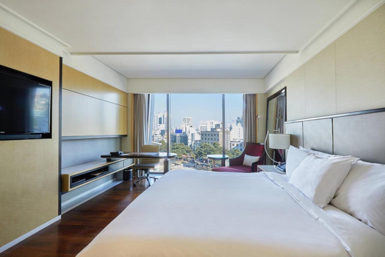 Отель Jw Marriott Dongdaemun Square Сеул Экстерьер фото