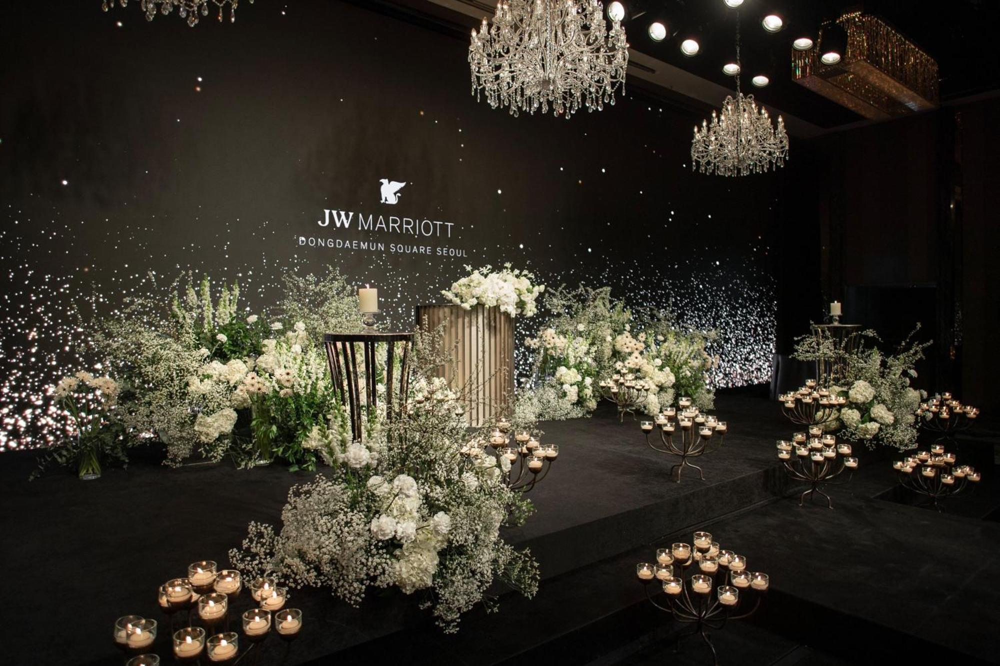 Отель Jw Marriott Dongdaemun Square Сеул Экстерьер фото