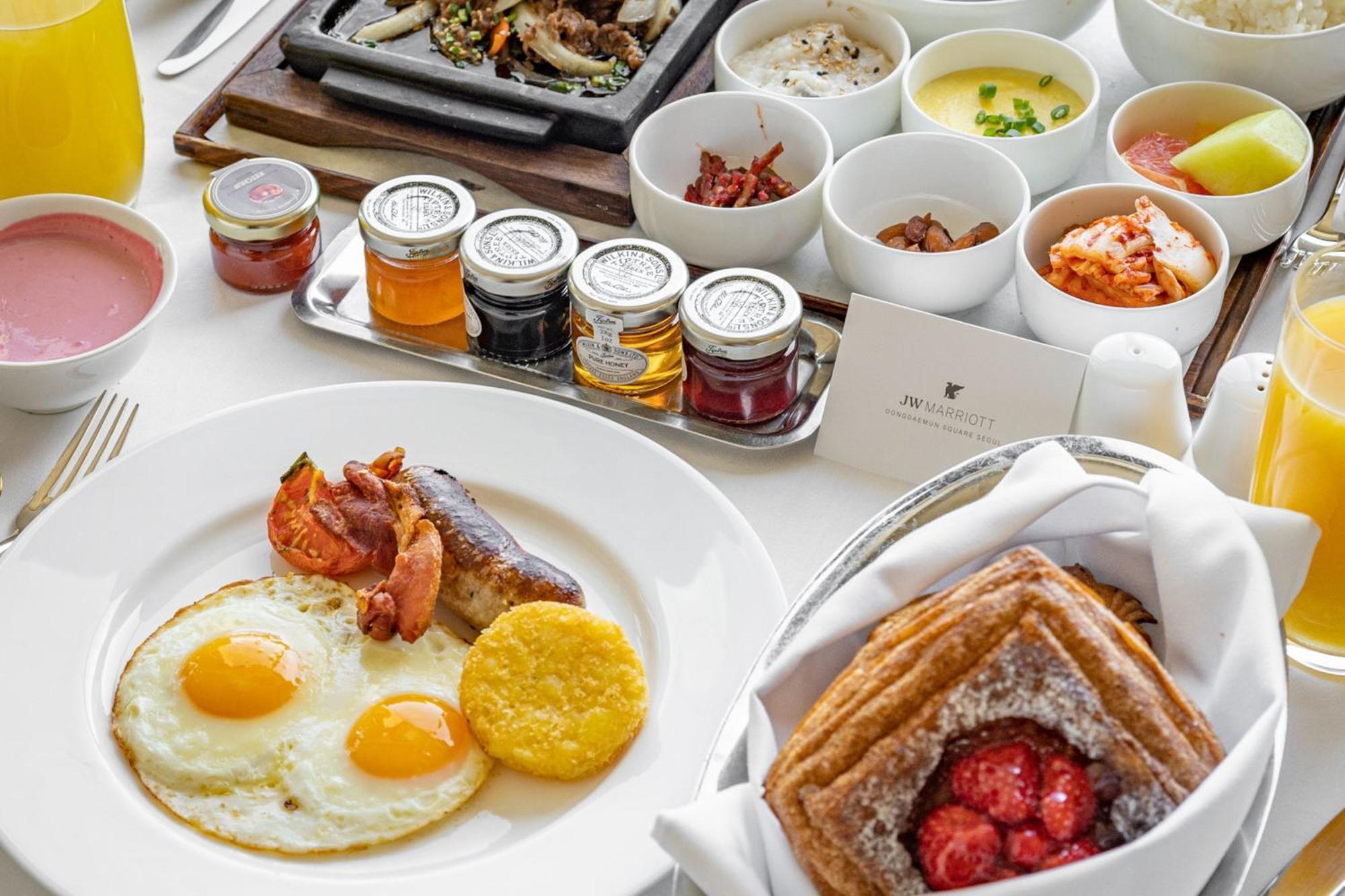 Отель Jw Marriott Dongdaemun Square Сеул Экстерьер фото